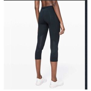 Lululemon Athletica Teal blue Pace Rival Crop Leggings 22” Size 6